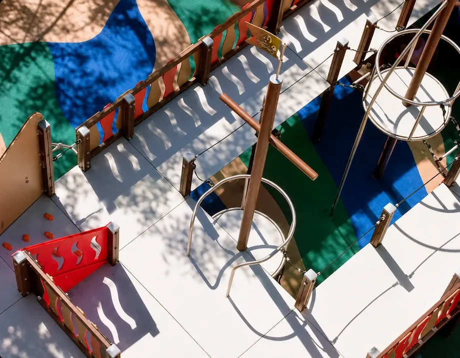 Barco Parque Infantil con pavimento EPDM en Carlet