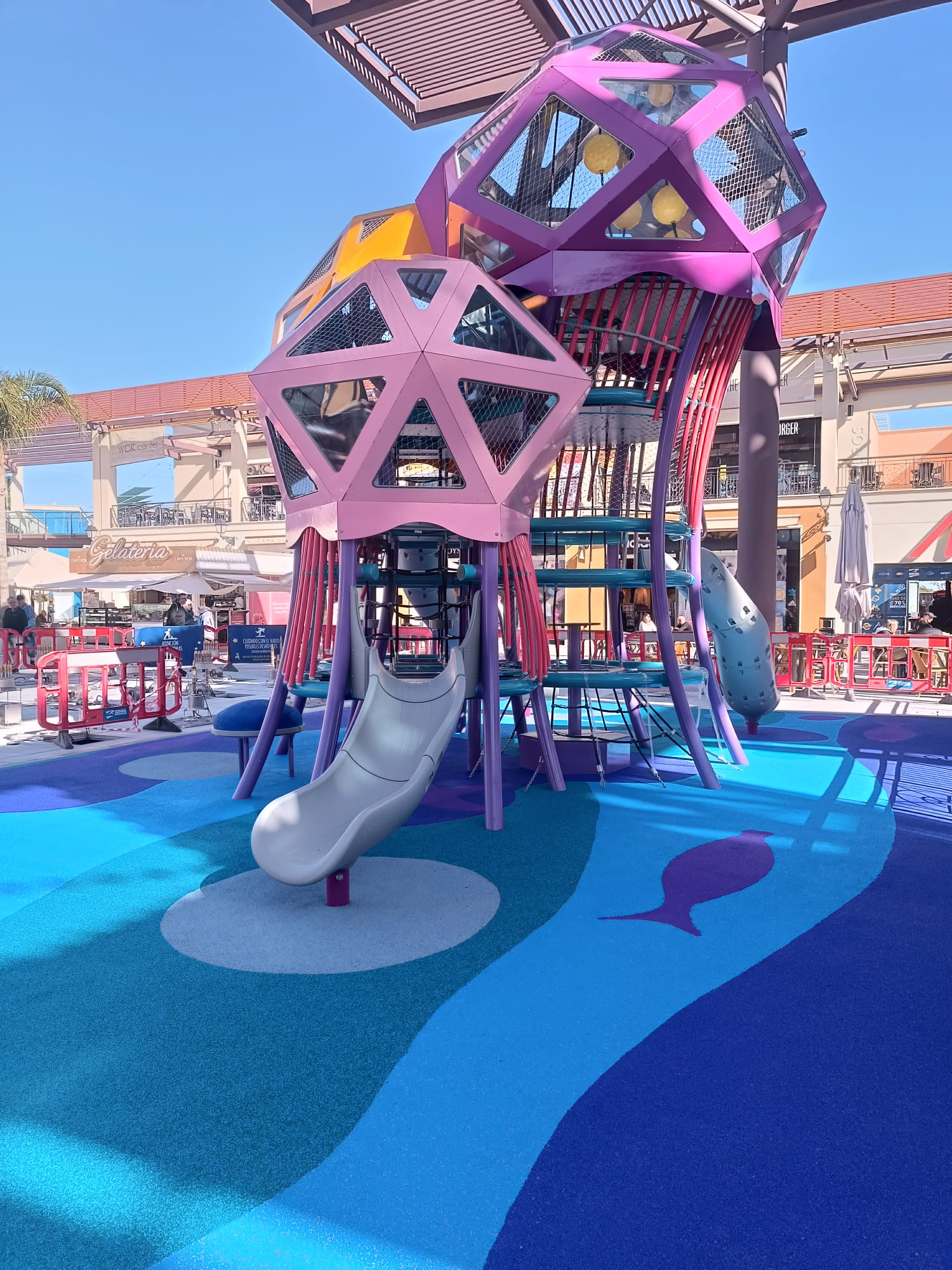 Playground Medusa - imagen 3