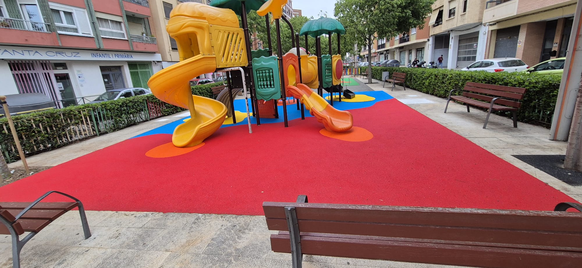 Parque infantil en Mislata - imagen 2